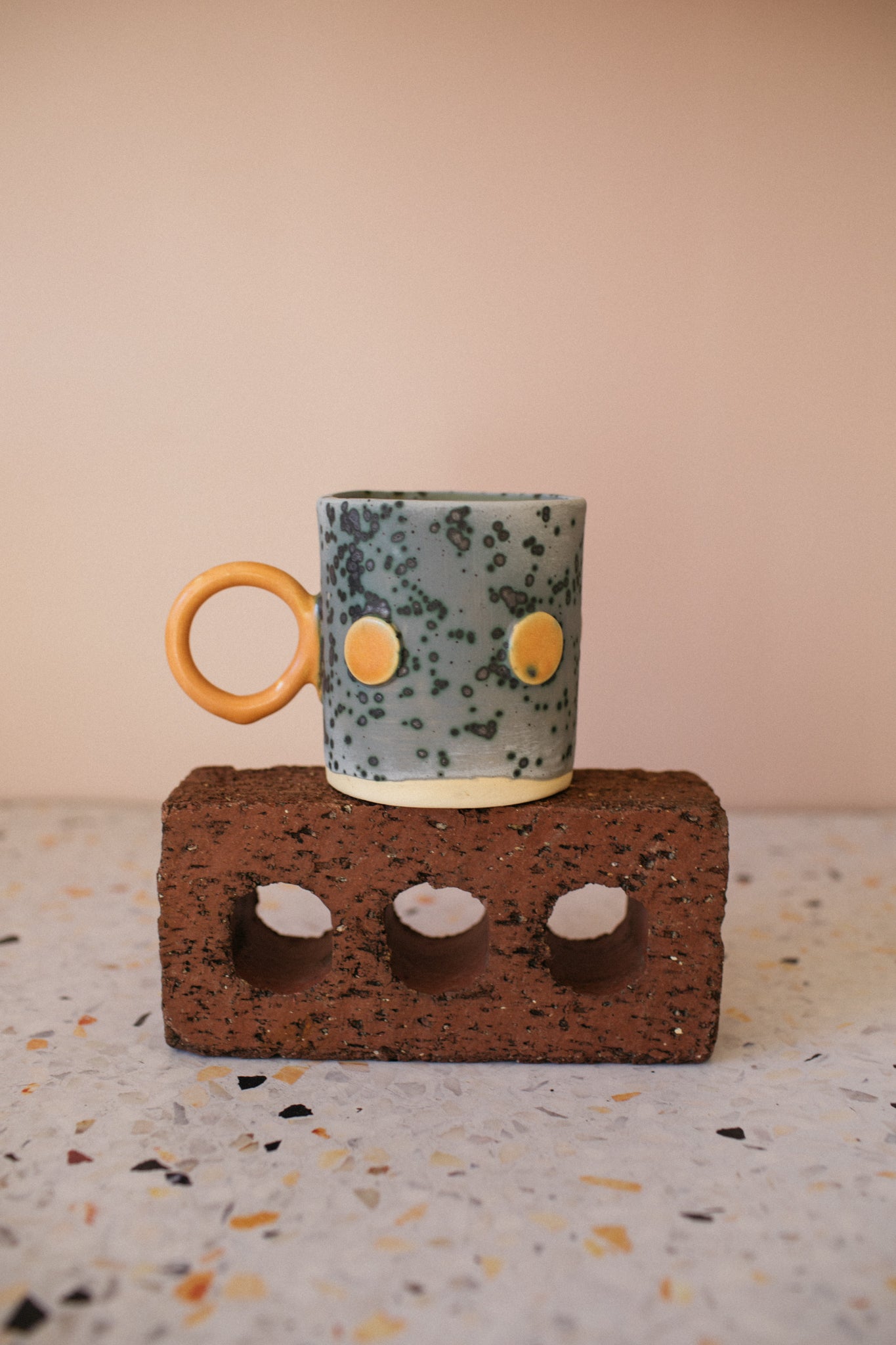 Circle Mug with Circle Handle