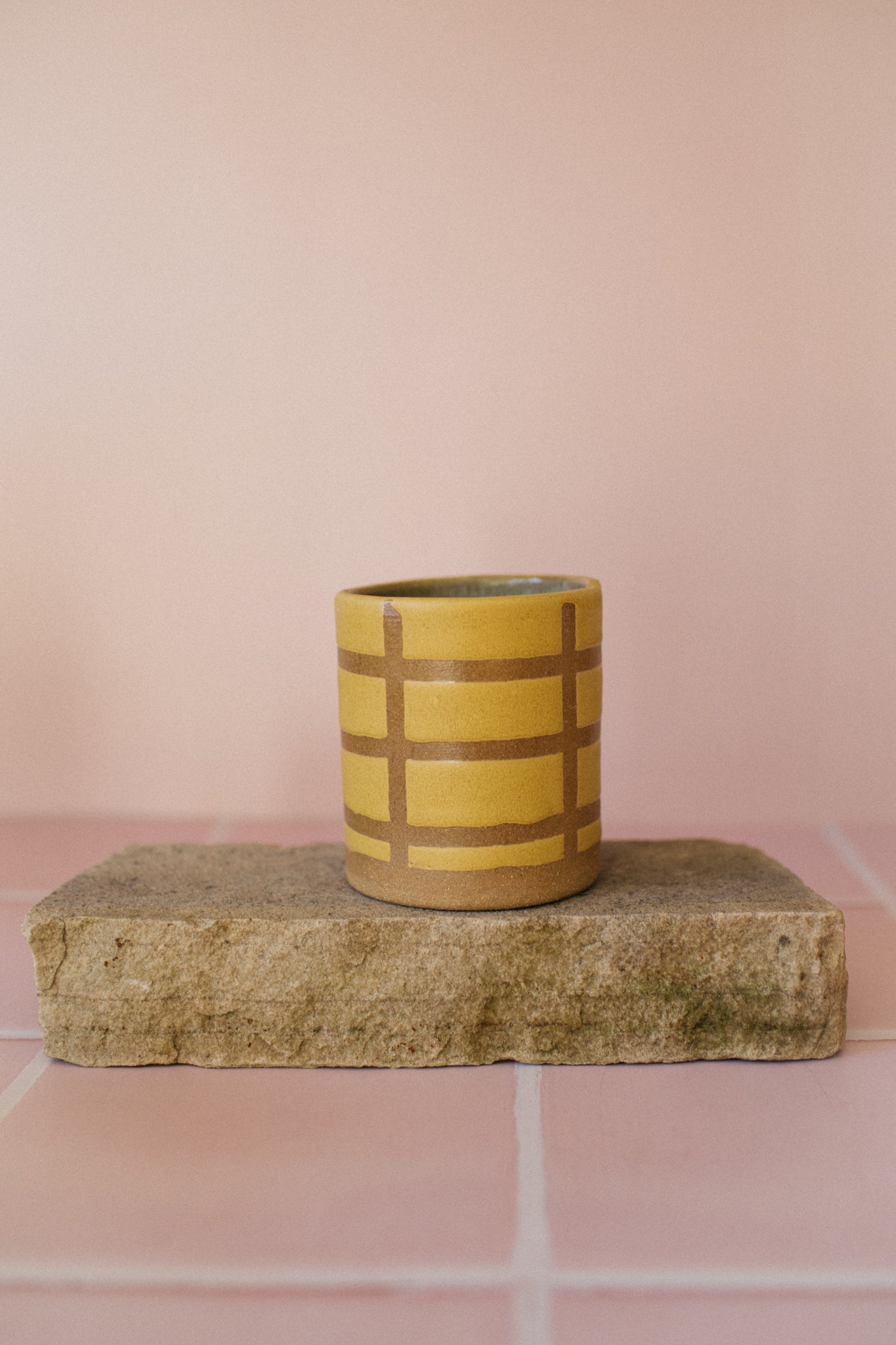 Grid Cup in Mustard