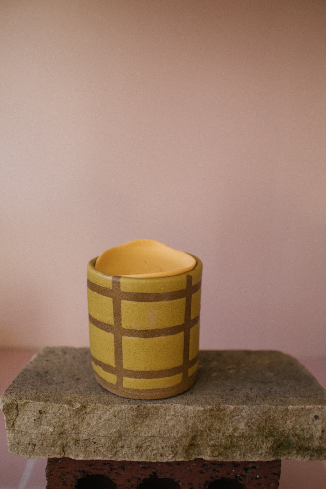 Grid Cup in Mustard