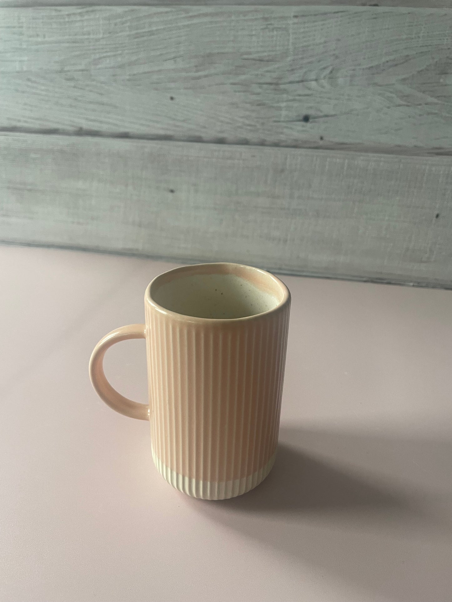 Small Lined Mug in Matte Peach